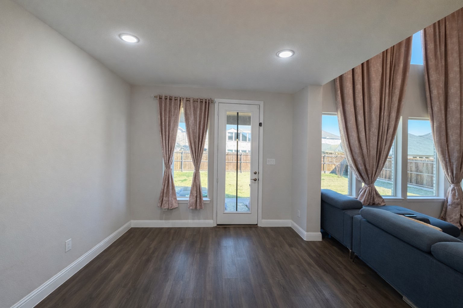 2136 Chapman Lane Little Elm TX 75068