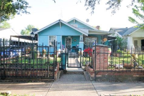 630 W Pembroke Avenue Dallas TX 75208