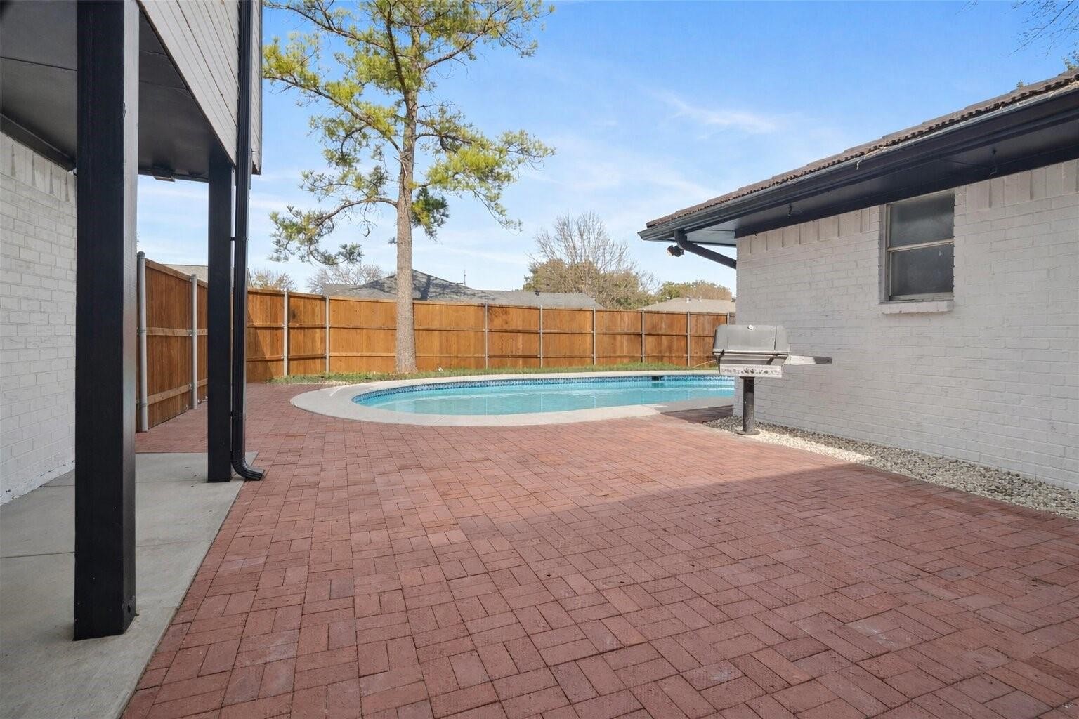 2325 Regal Road Plano TX 75075