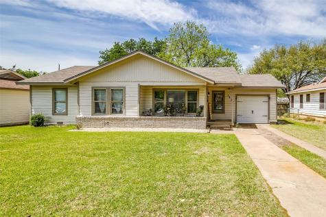 3537 Meadow Oaks Drive Haltom City TX 76117