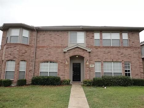 1934 Pin Oak Lane Lancaster TX 75146