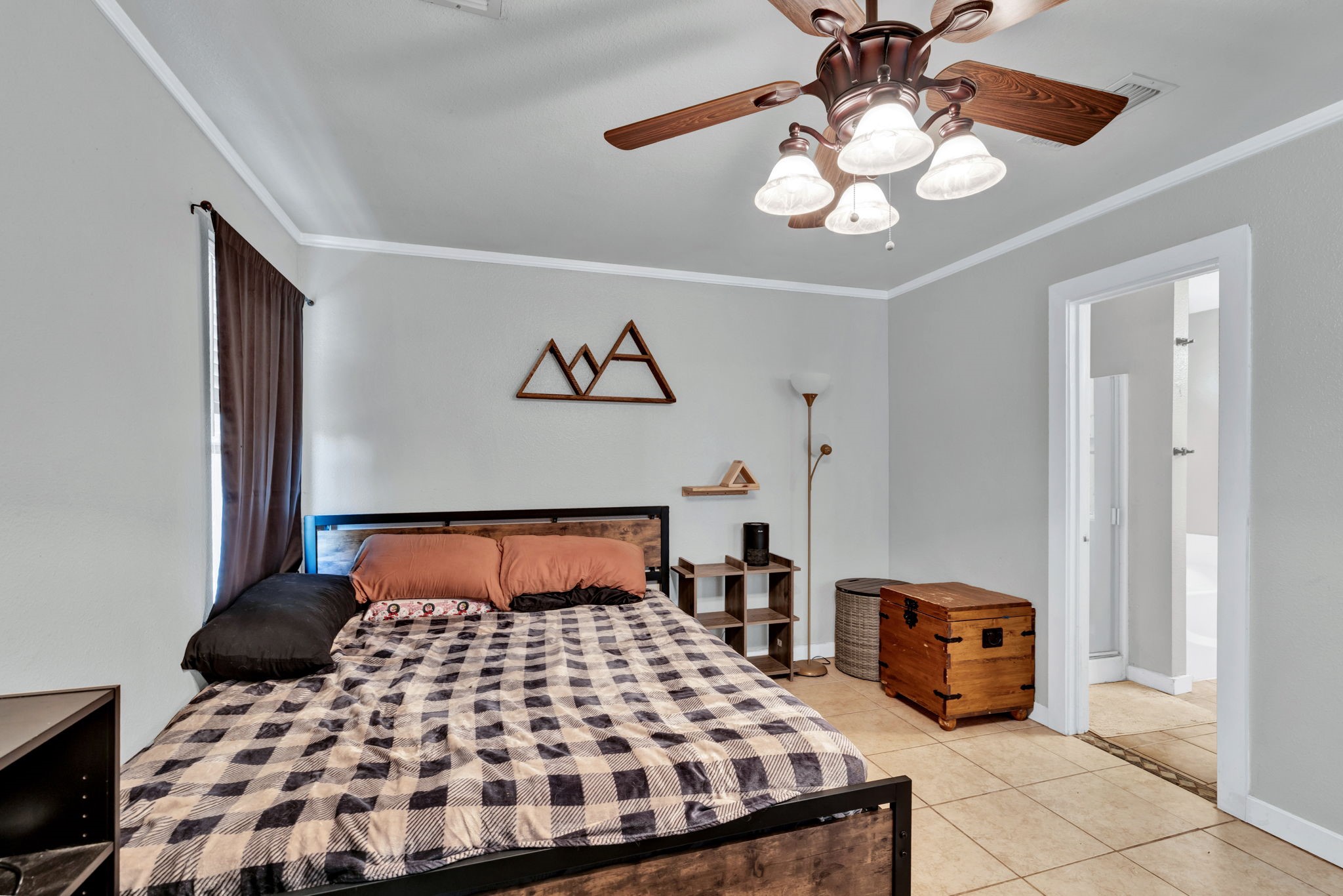 609 Lonestar Park Lane Ponder TX 76259