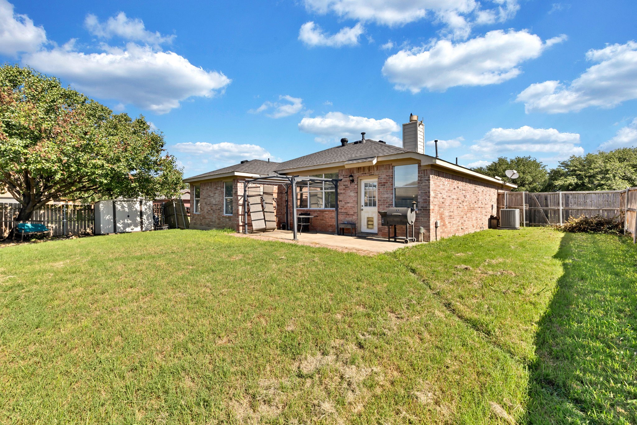 609 Lonestar Park Lane Ponder TX 76259