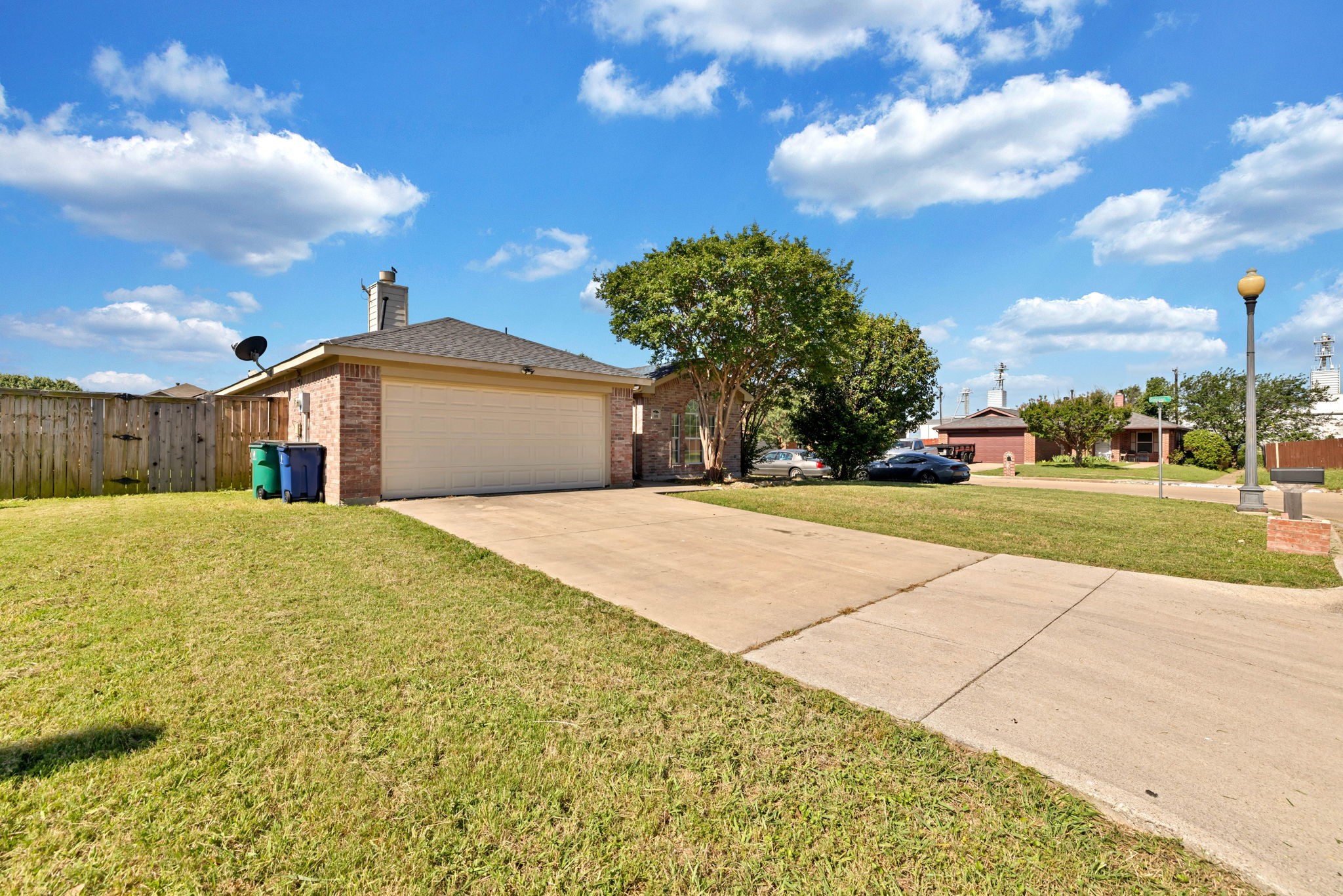 609 Lonestar Park Lane Ponder TX 76259