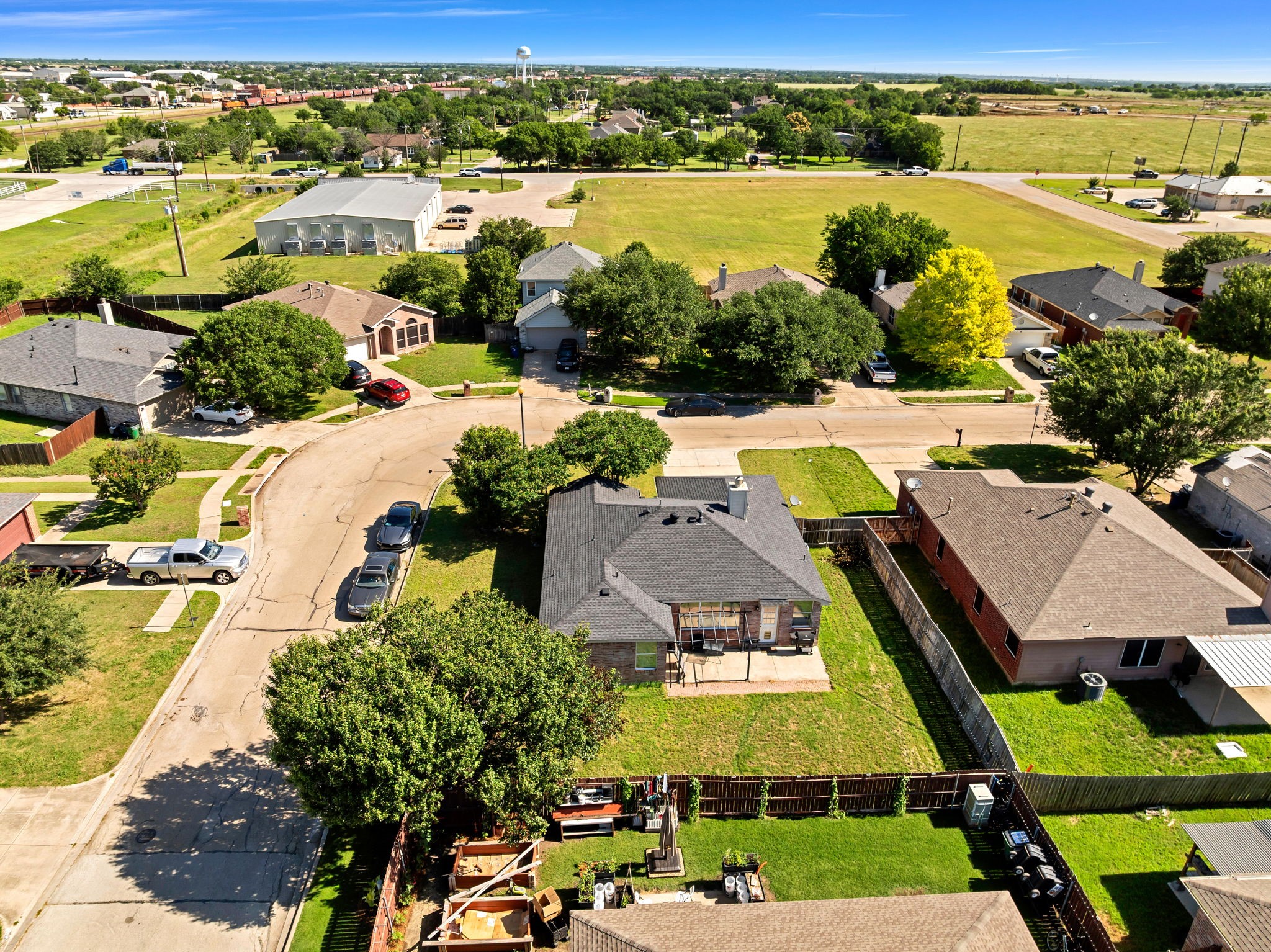 609 Lonestar Park Lane Ponder TX 76259