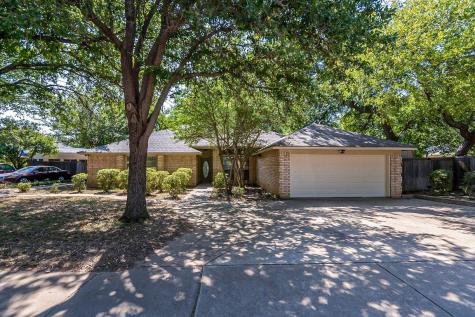 1641 Bedfordshire Bedford TX 76021