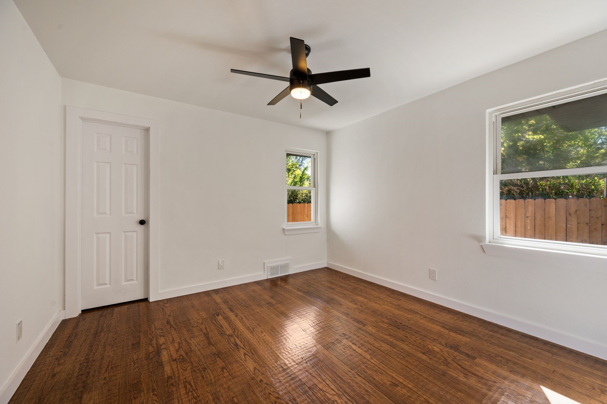 9916 Cloister Drive Dallas TX 75228
