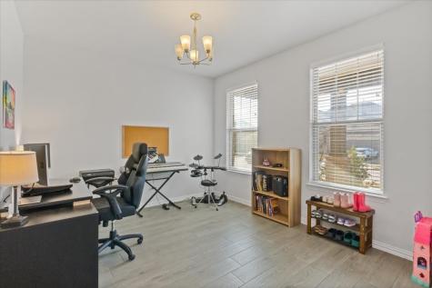 125 Kirwin Drive Fort Worth TX 76131