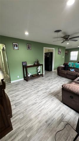 1812 Melissa Street Arlington TX 76010