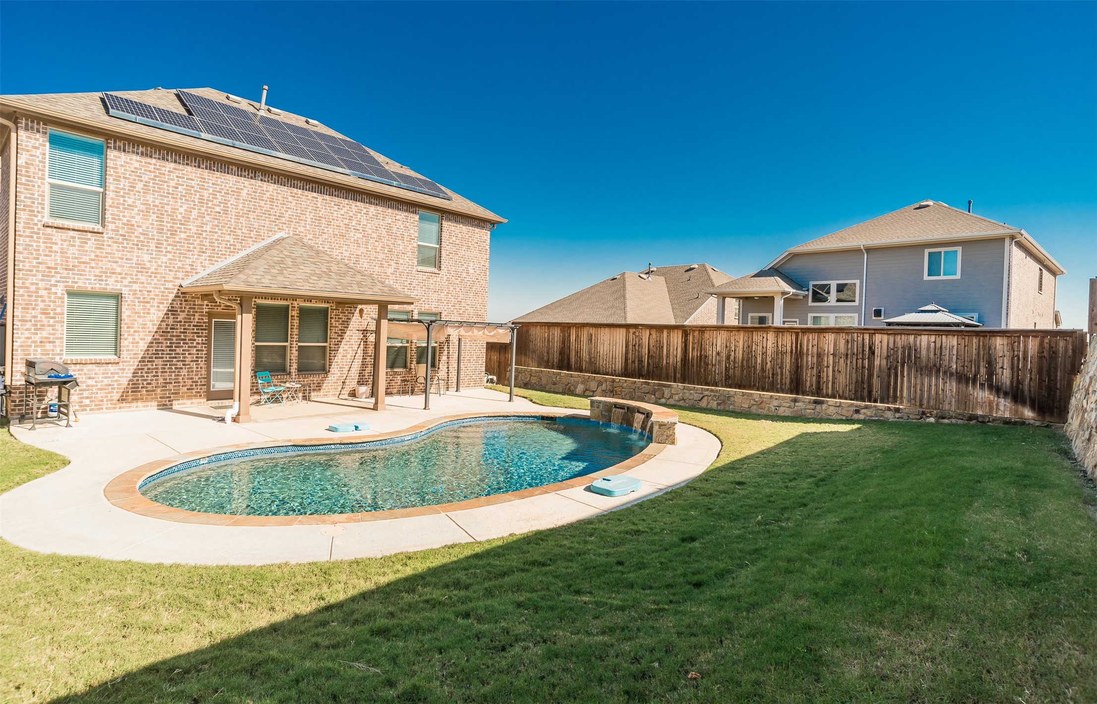 4742 Crestwood Drive Haltom City TX 76137