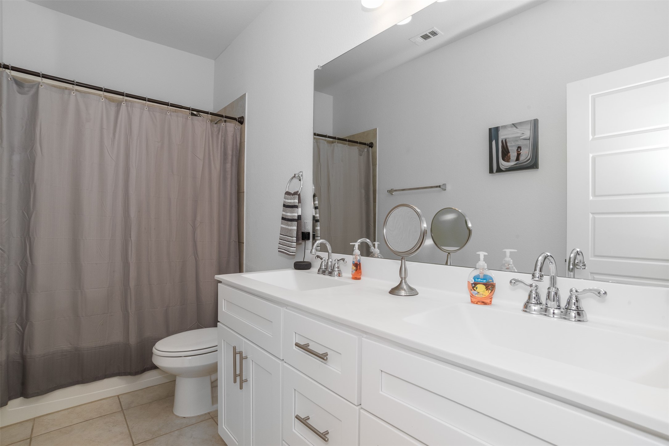 4742 Crestwood Drive Haltom City TX 76137