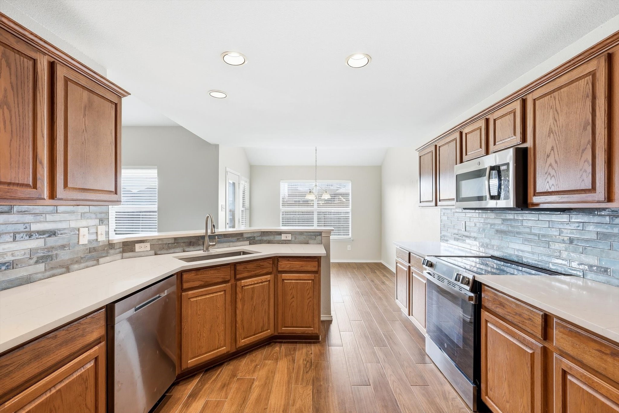 1980 Newport Drive Lancaster TX 75146