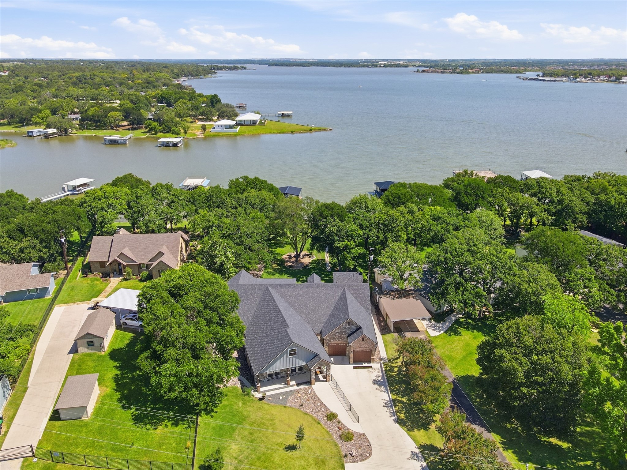 11754 North Court Azle TX 76020