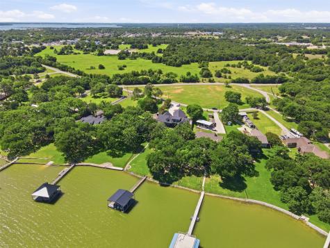 11754 North Court Azle TX 76020
