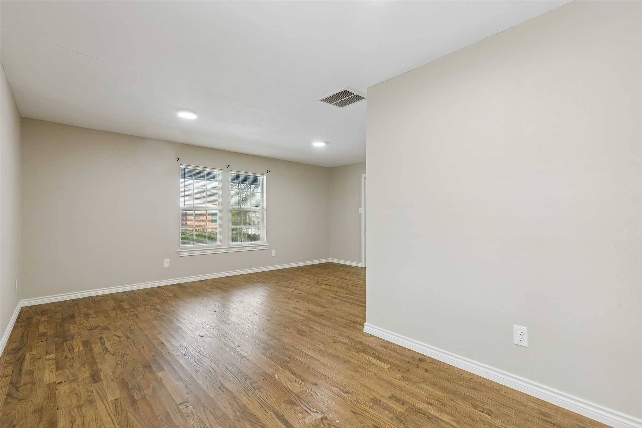 3902 Douglas Drive Garland TX 75041