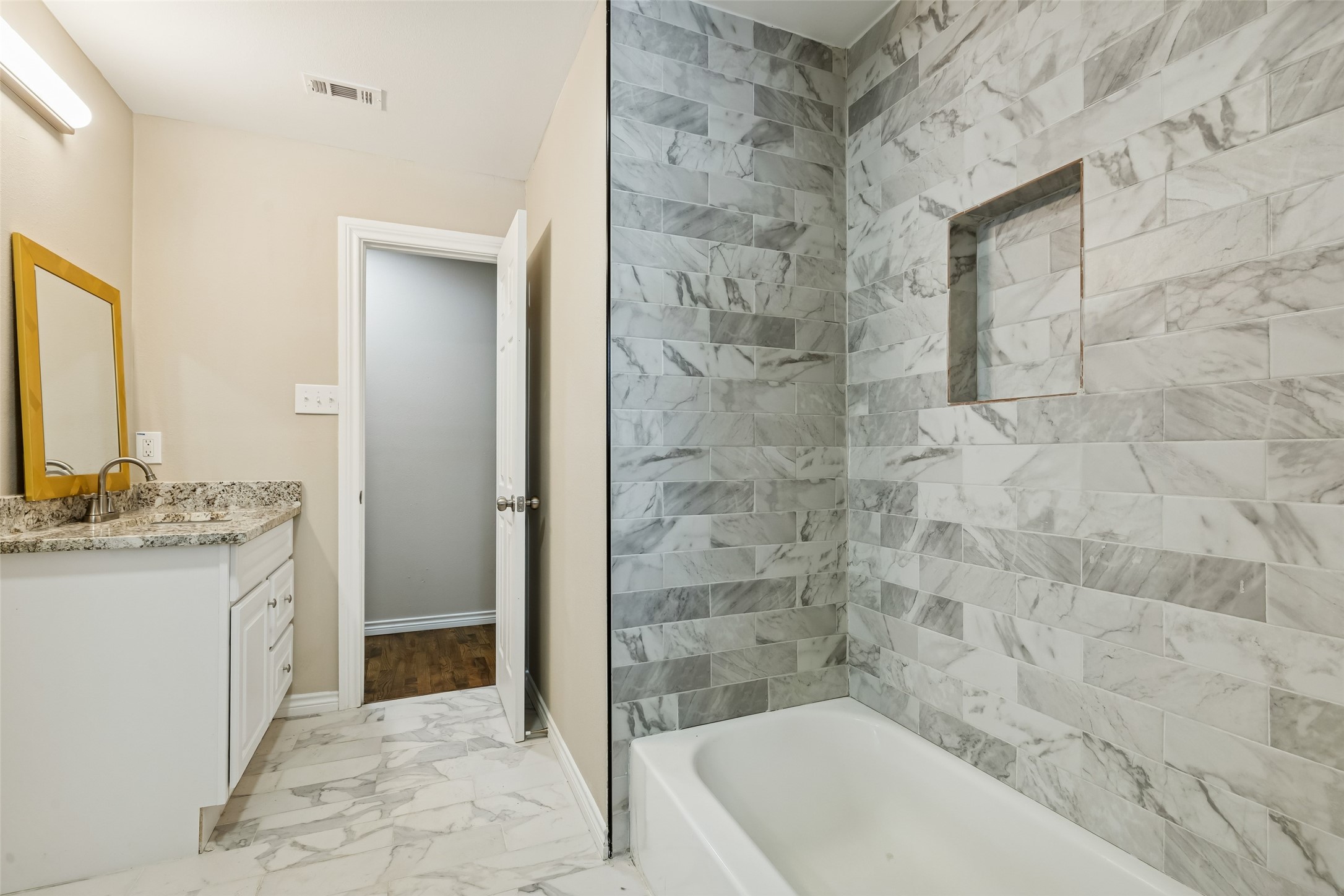 3902 Douglas Drive Garland TX 75041