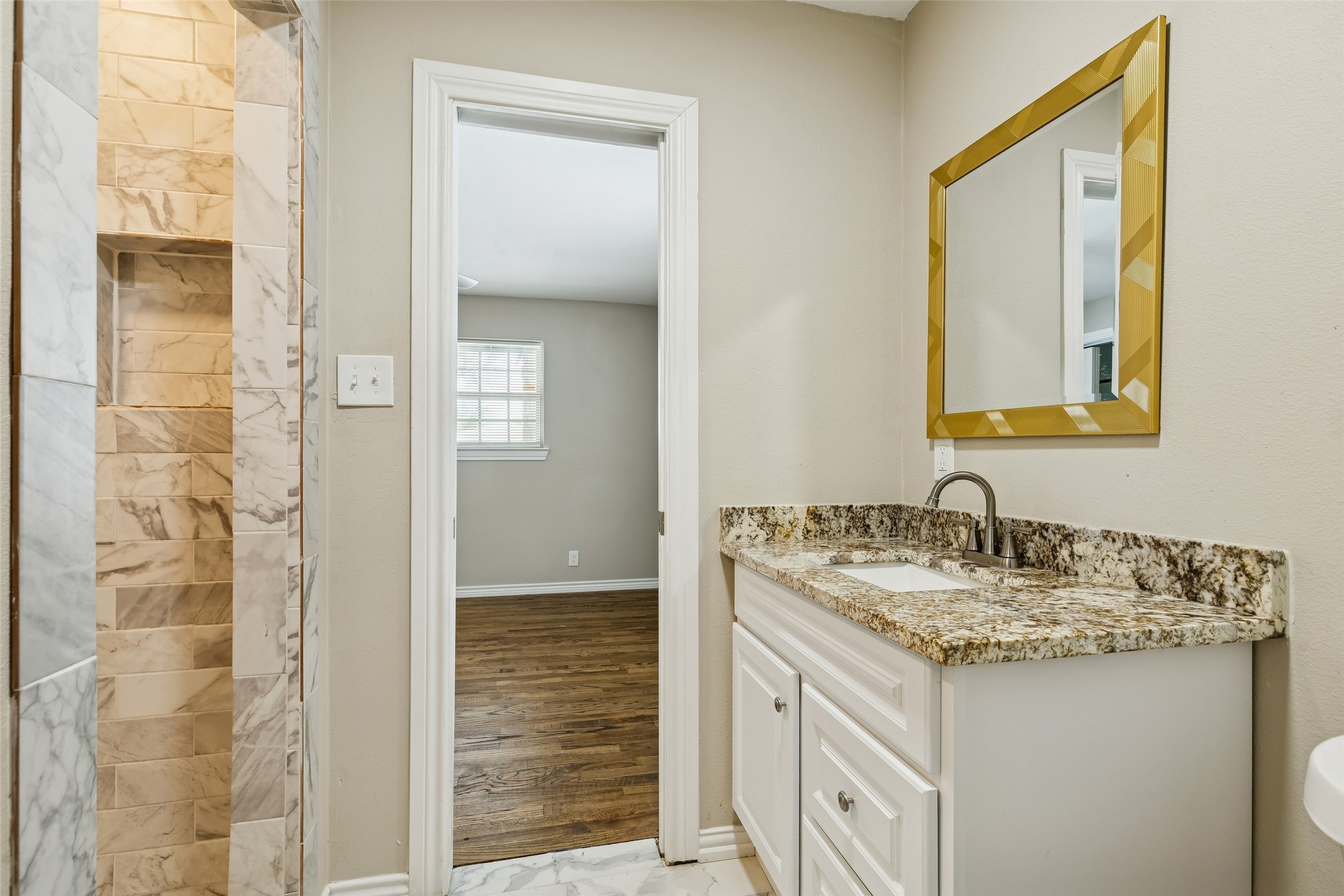 3902 Douglas Drive Garland TX 75041