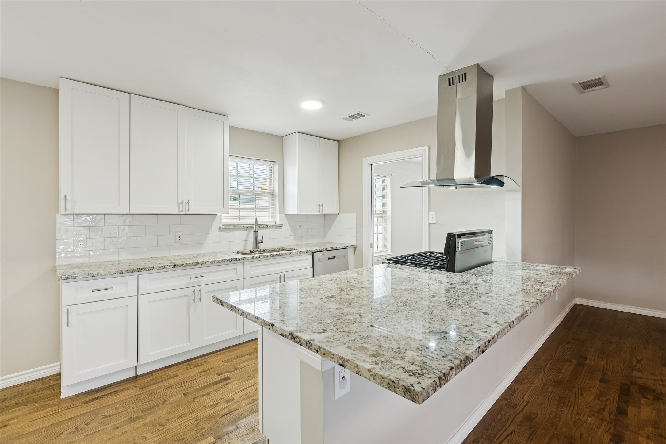 3902 Douglas Drive Garland TX 75041