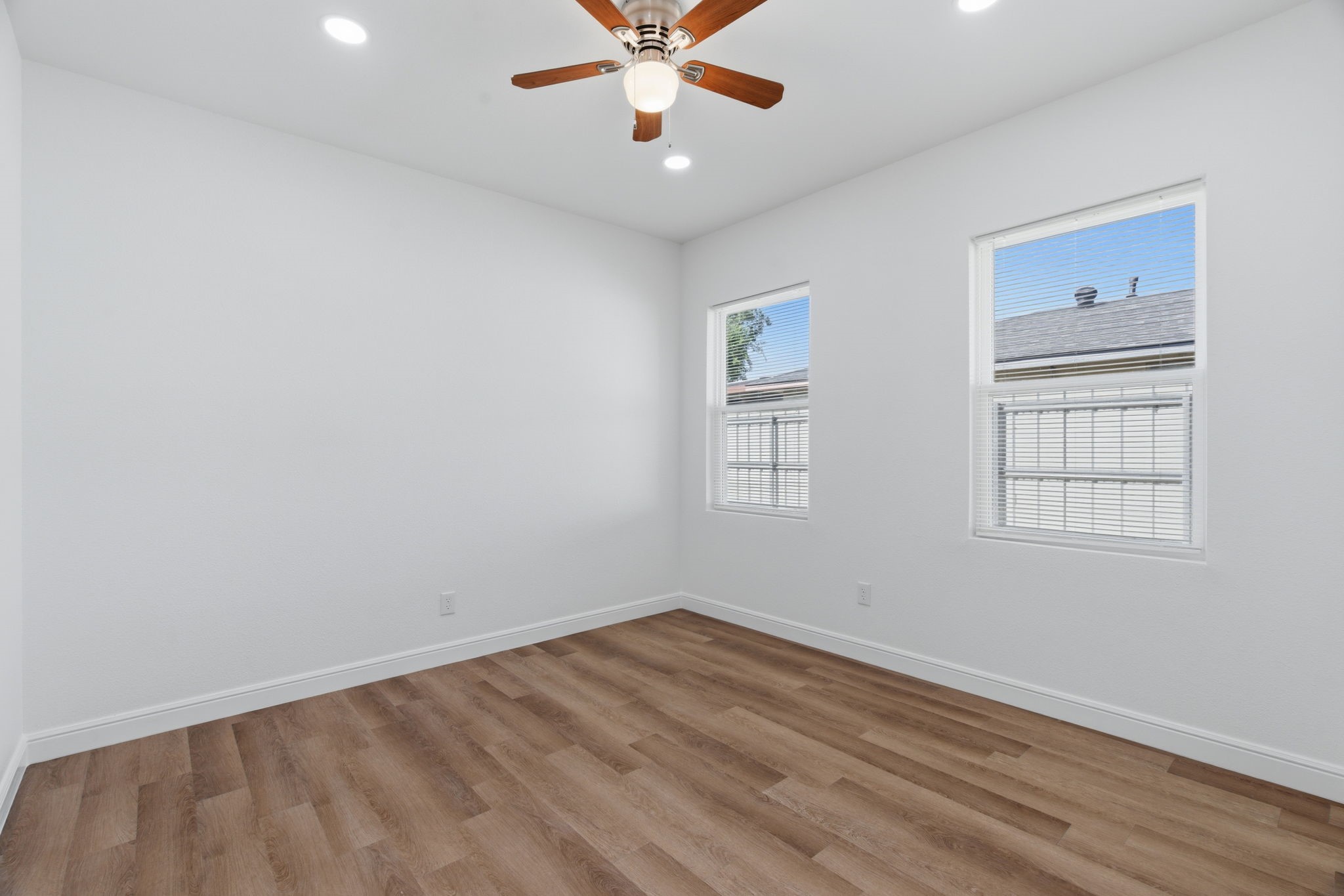 2406 Naoma Street Dallas TX 75241