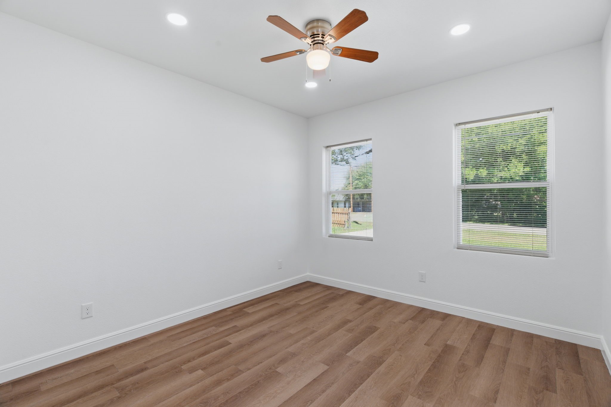 2406 Naoma Street Dallas TX 75241