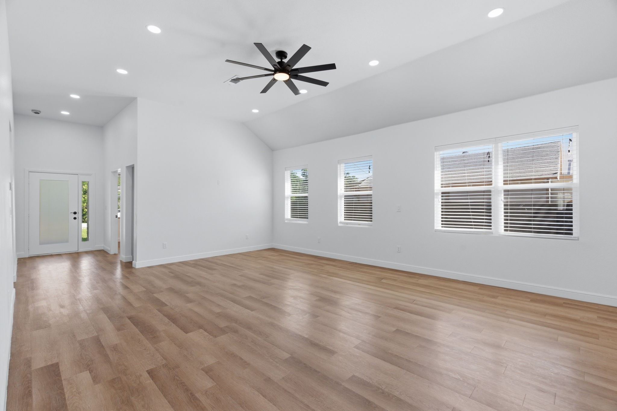 2406 Naoma Street Dallas TX 75241