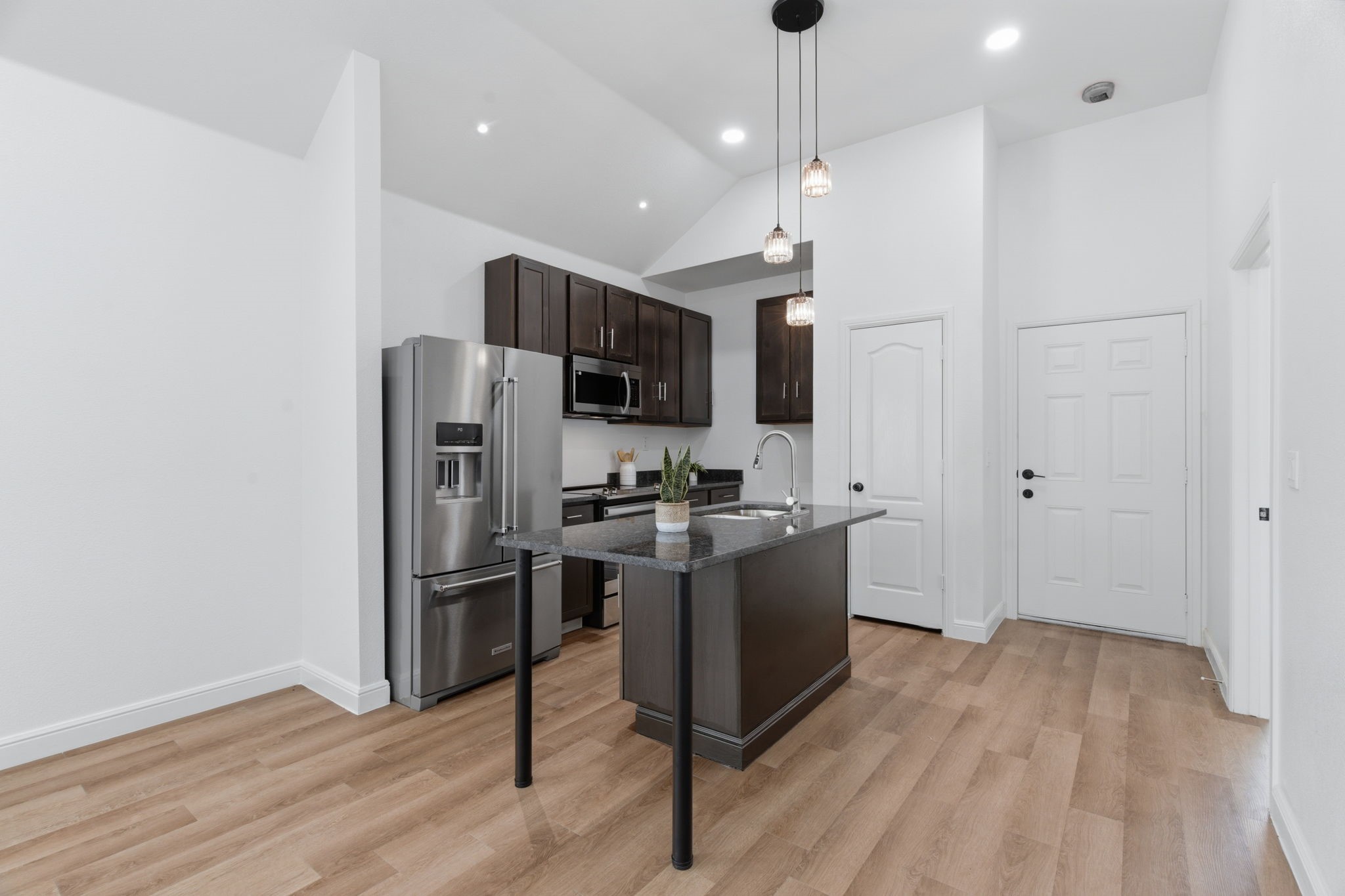 2406 Naoma Street Dallas TX 75241