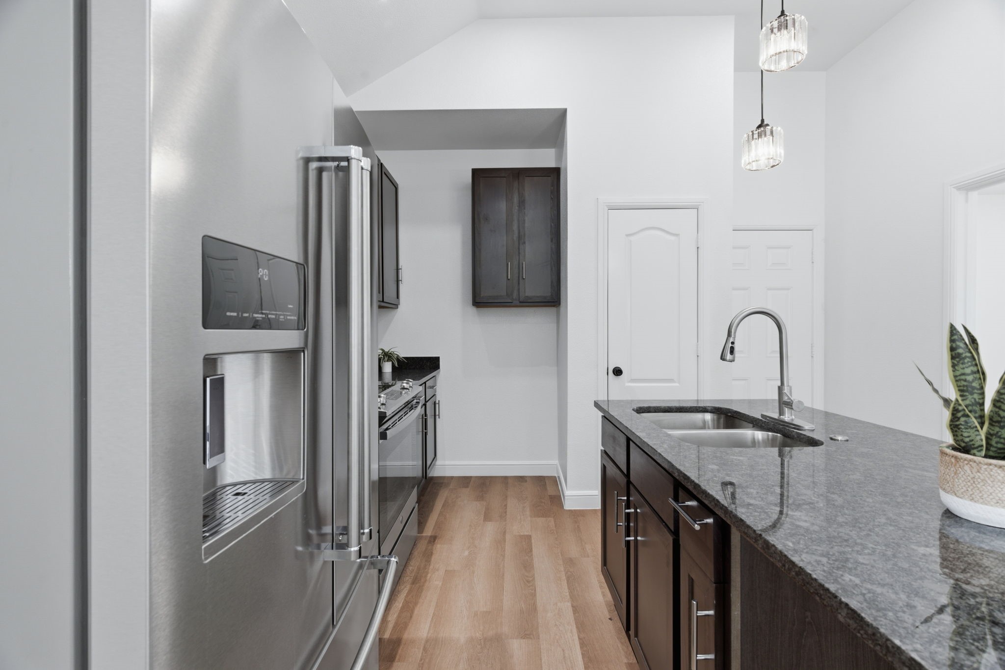 2406 Naoma Street Dallas TX 75241