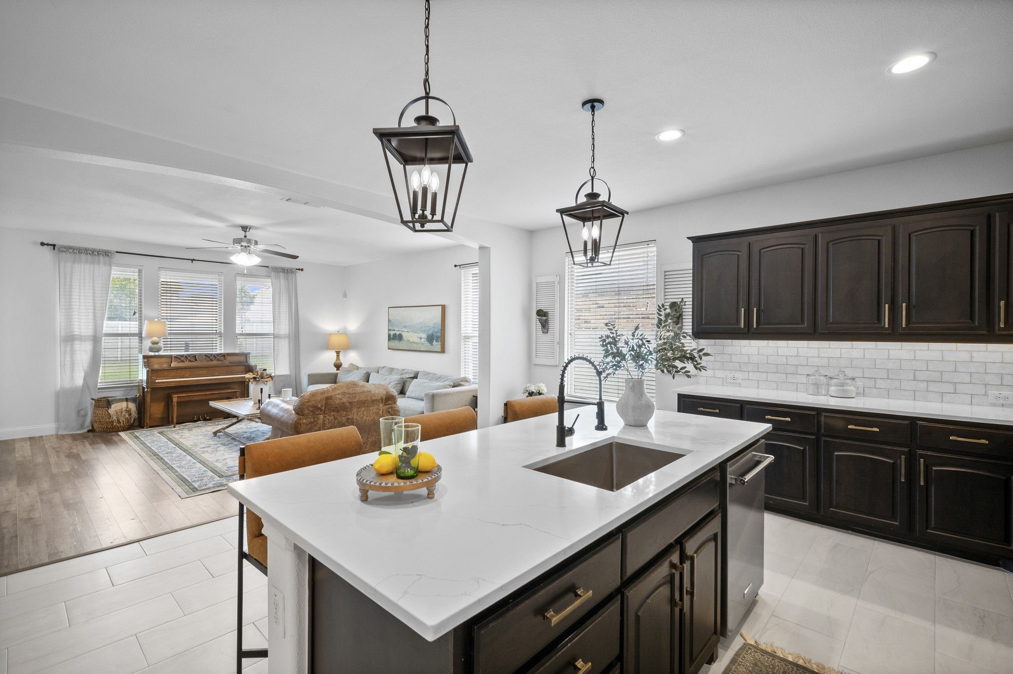 105 Bluebird Way Argyle TX 76226