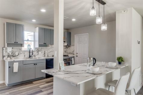 10211 Glen Vista Drive Dallas TX 75217