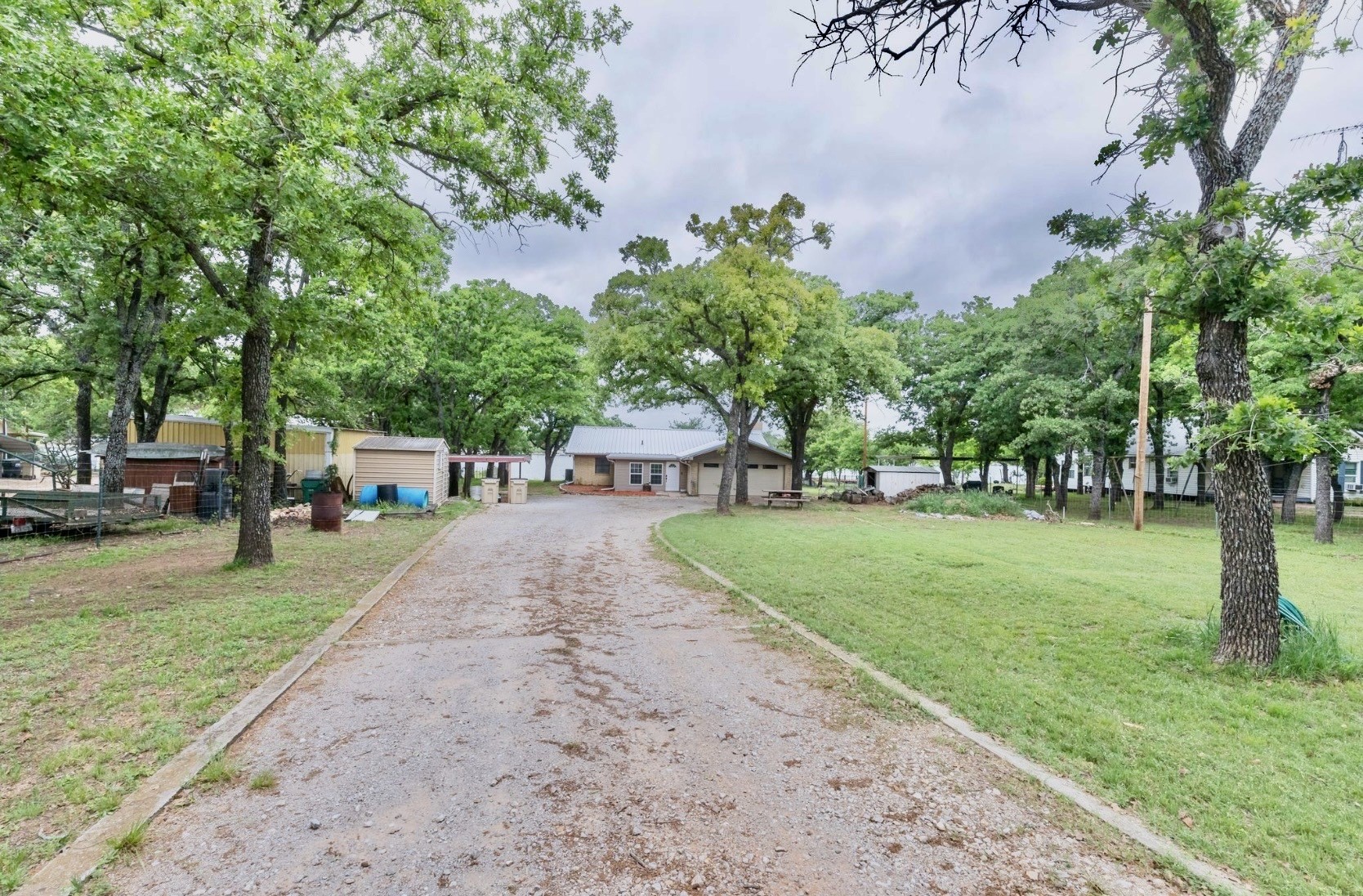 214 County Road 565 Eastland TX 76448