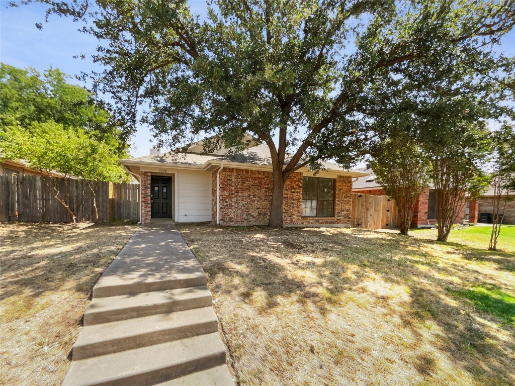 7328 Blackthorn Drive Fort Worth TX 76137