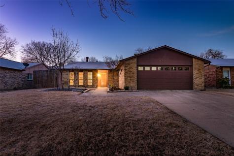 1920 Baywood Lane Arlington TX 76014