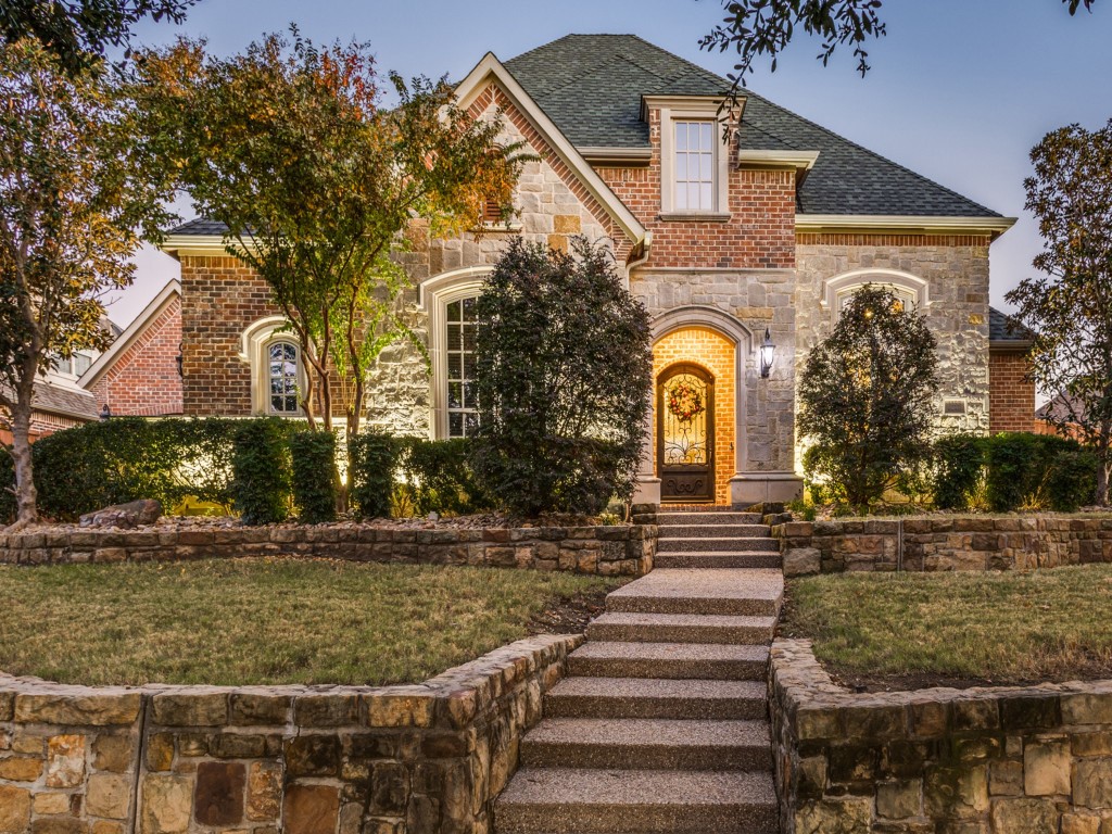 1153 King Mark Drive Lewisville TX 75056
