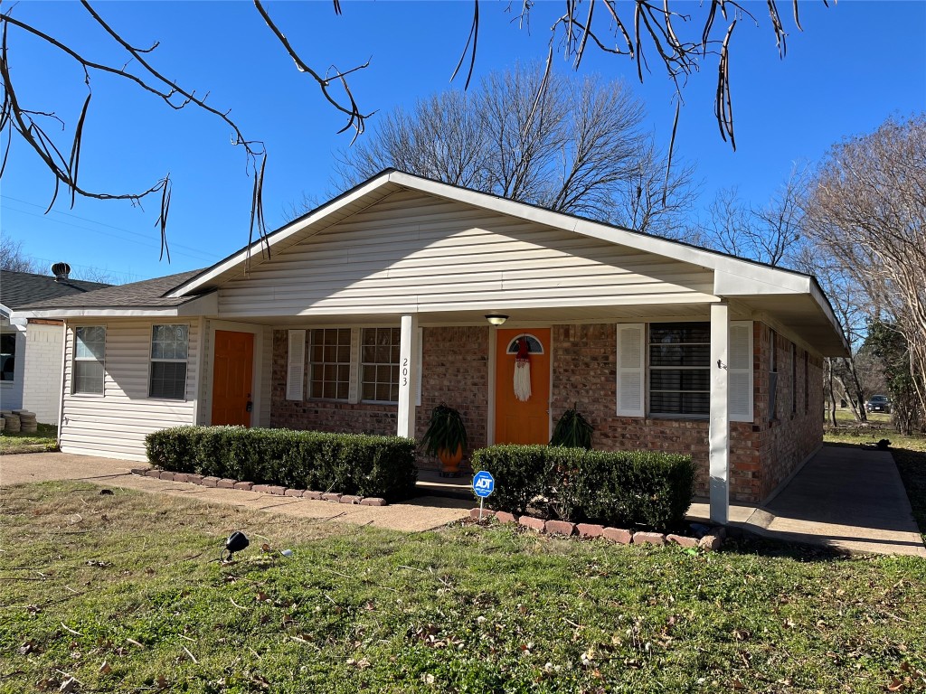 203 N 2nd Street Crandall TX 75114