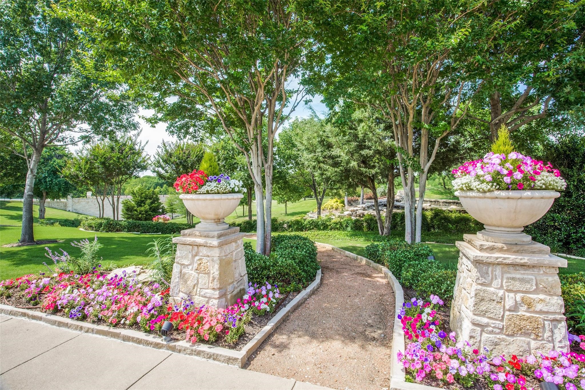 6805 Mulhouse Court Plano TX 75024