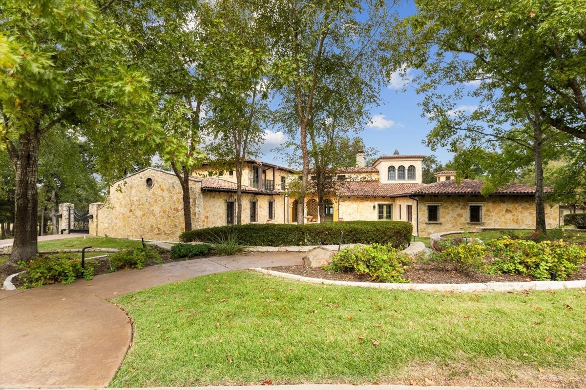 4573 Cascades Shoreline Drive Tyler TX 75709