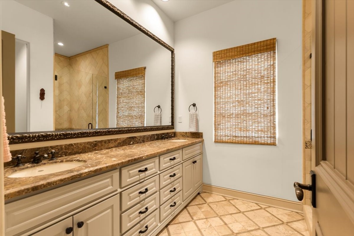 4573 Cascades Shoreline Drive Tyler TX 75709