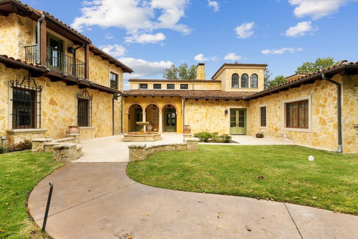 4573 Cascades Shoreline Drive Tyler TX 75709