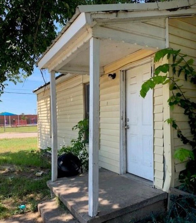 1114 SW 3rd Avenue Mineral Wells TX 76067