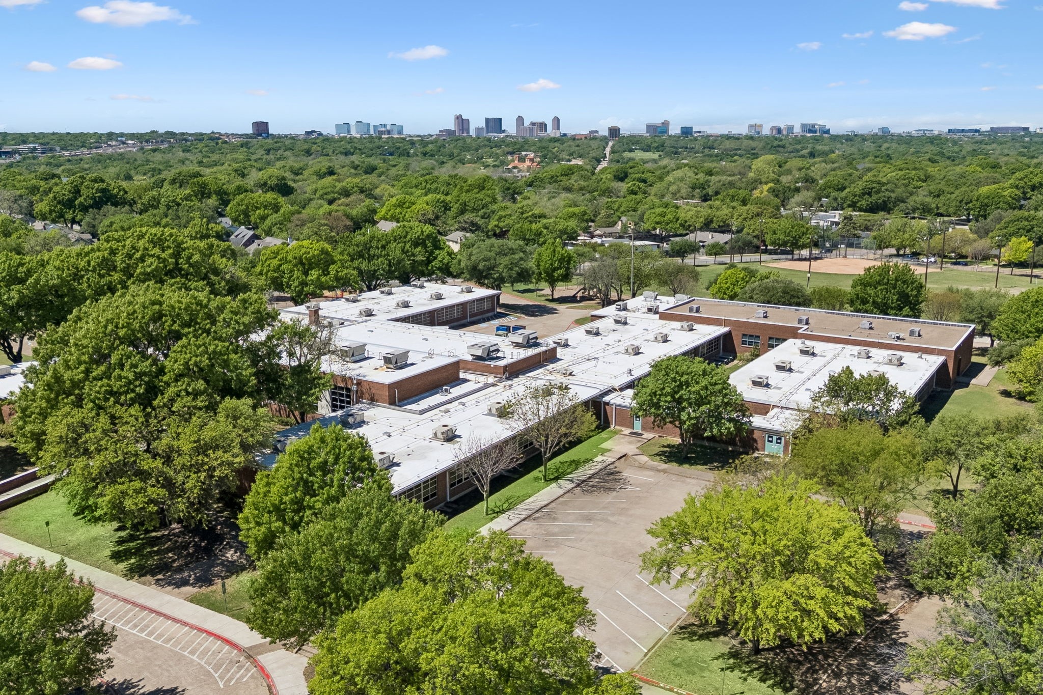 13530 Far Hills Lane Dallas TX 75240