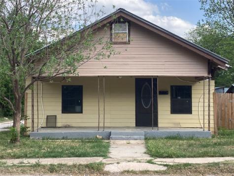 1906 Avenue J Brownwood TX 76801