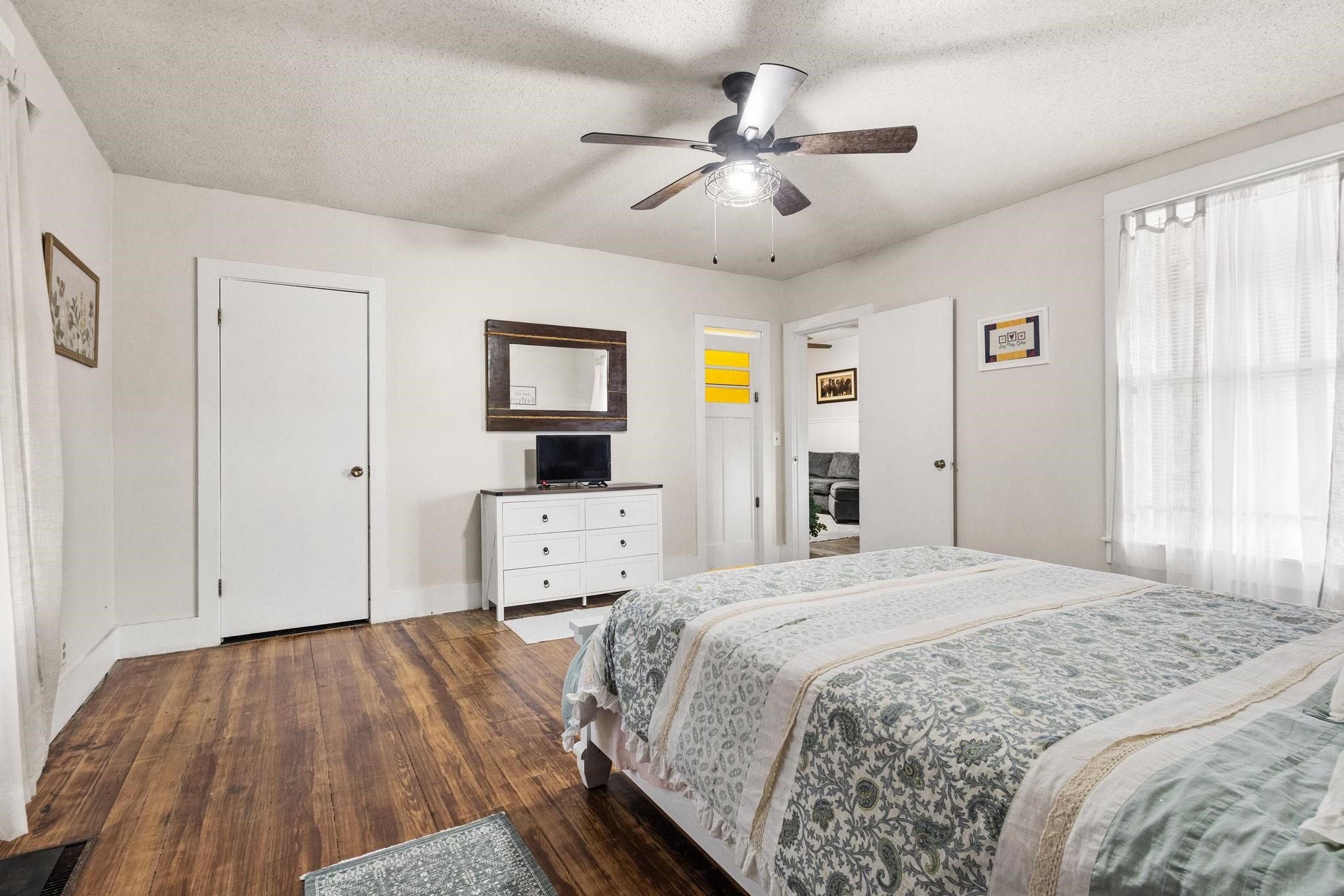 302 W Main Street Honey Grove TX 75446
