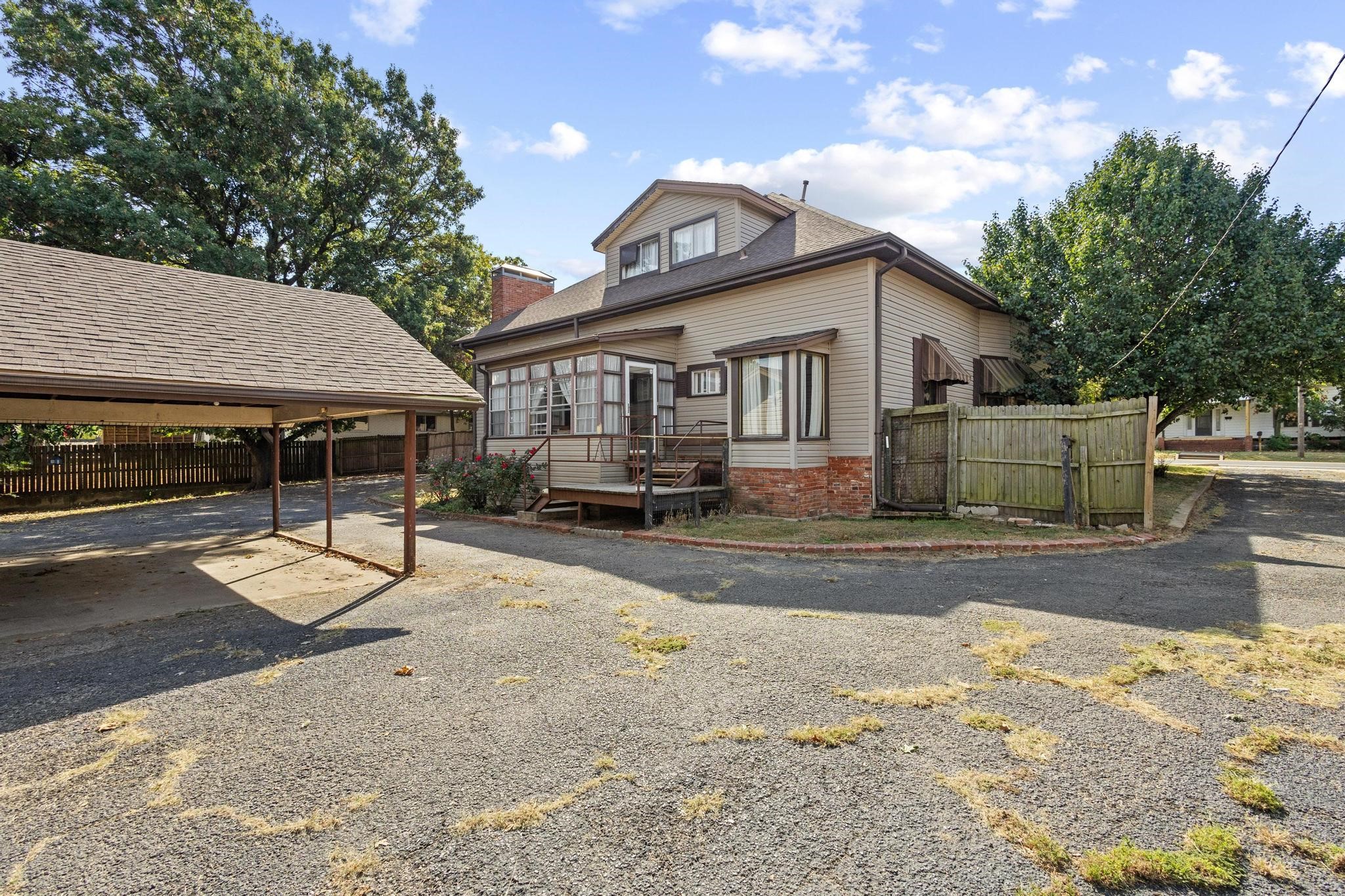 302 W Main Street Honey Grove TX 75446