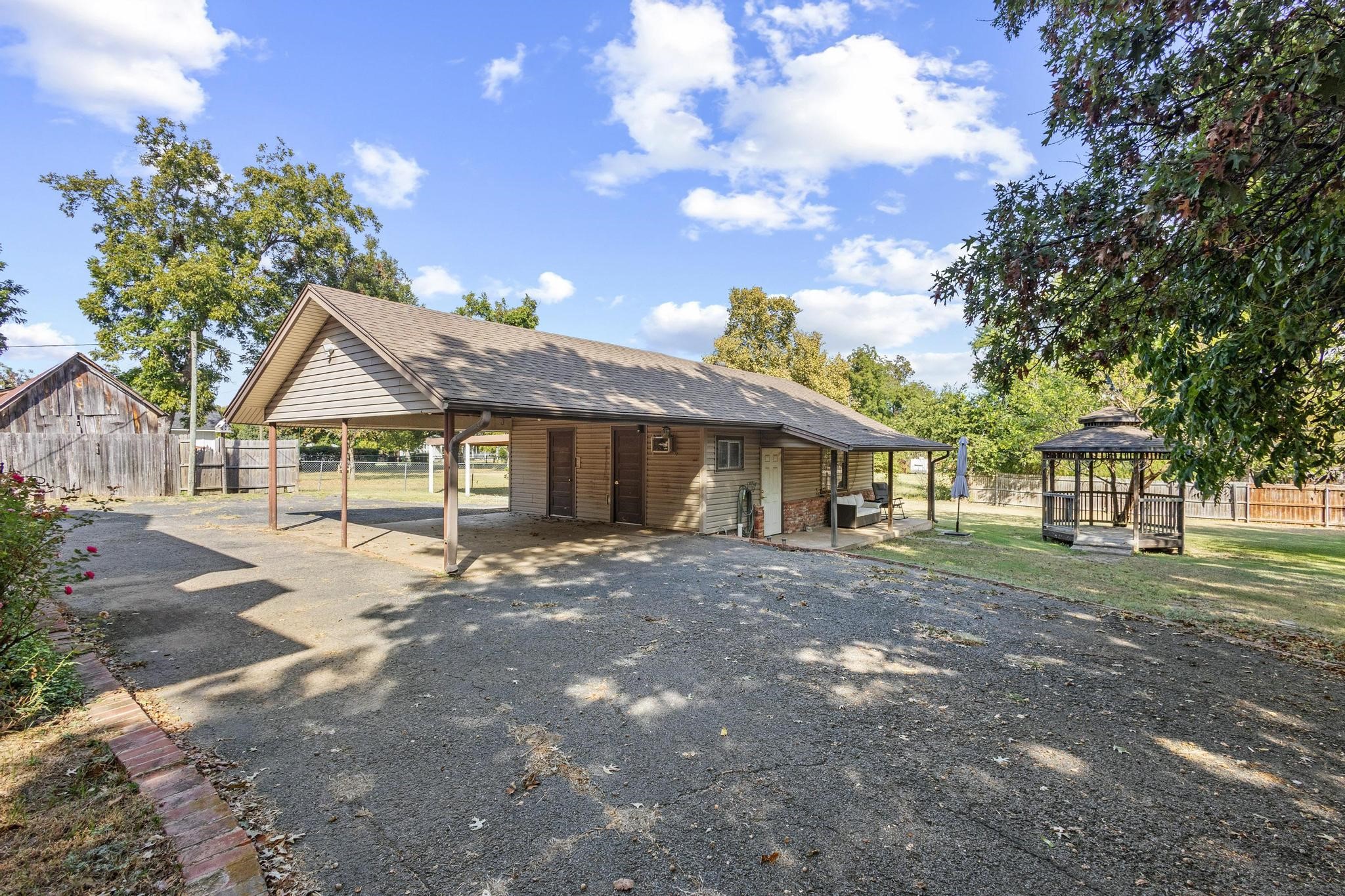 302 W Main Street Honey Grove TX 75446