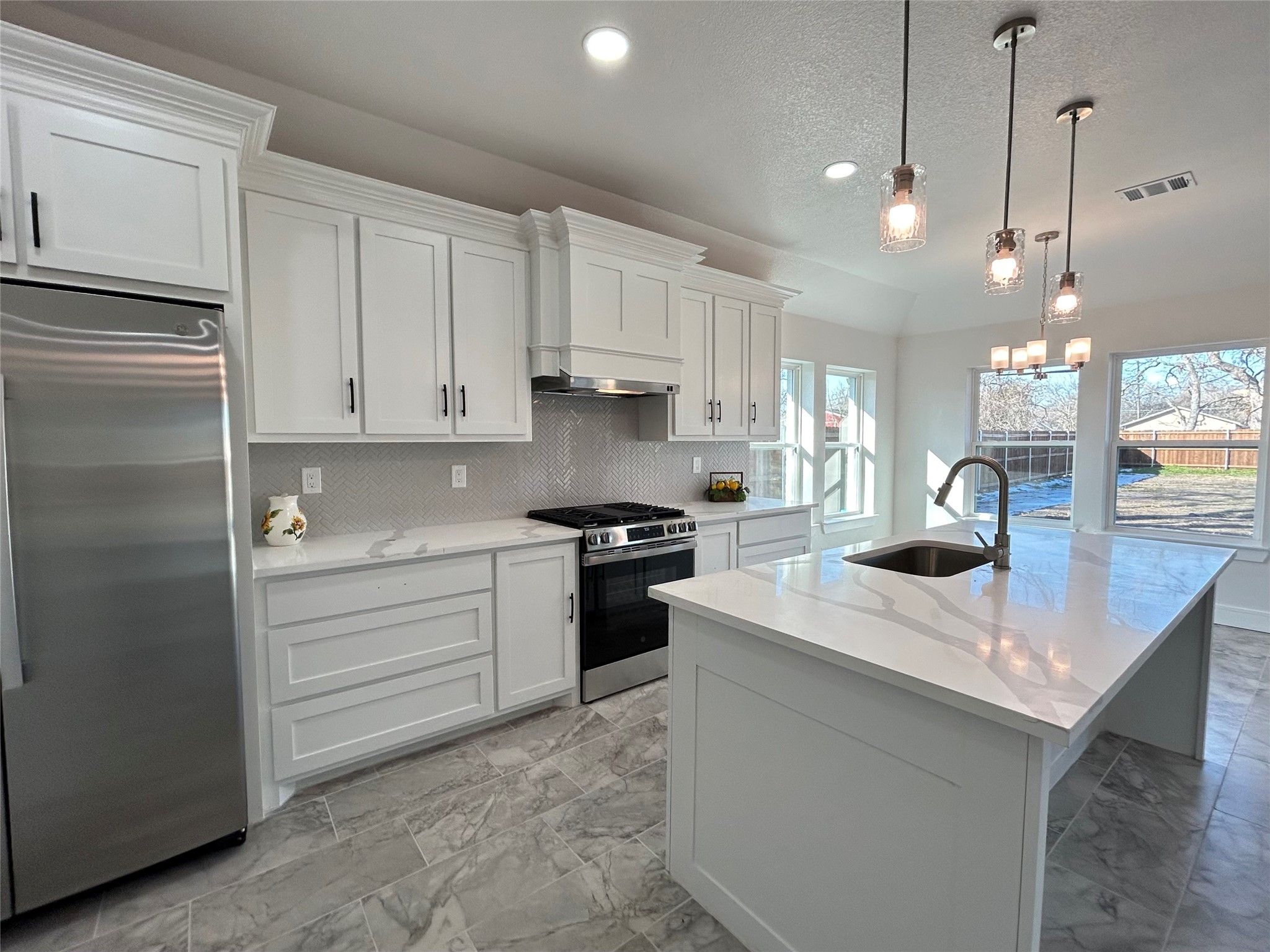 802 S Medora Street Terrell TX 75160