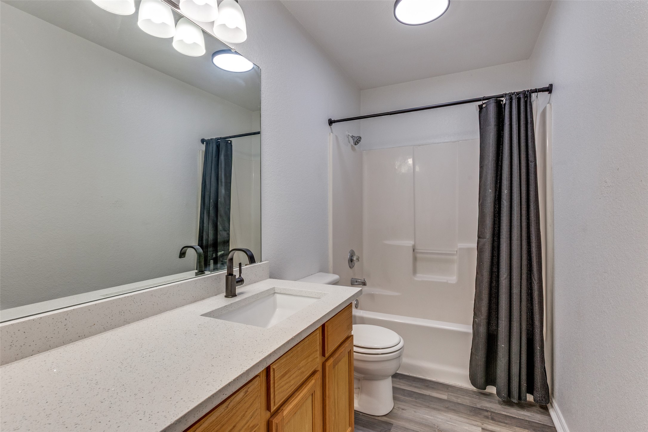 741 Oak Park Drive Azle TX 76020