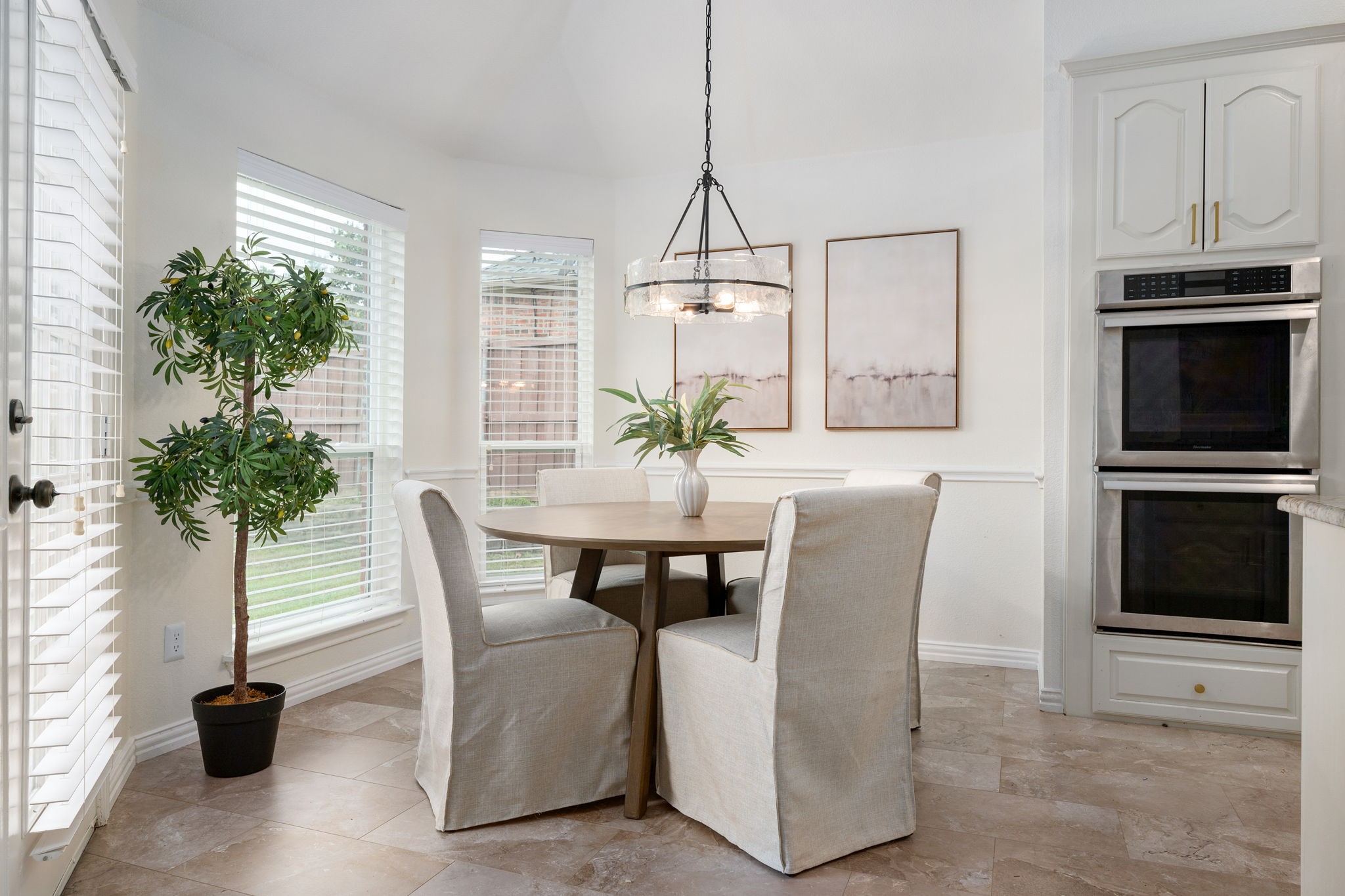 1404 Valley Trail Irving TX 75063