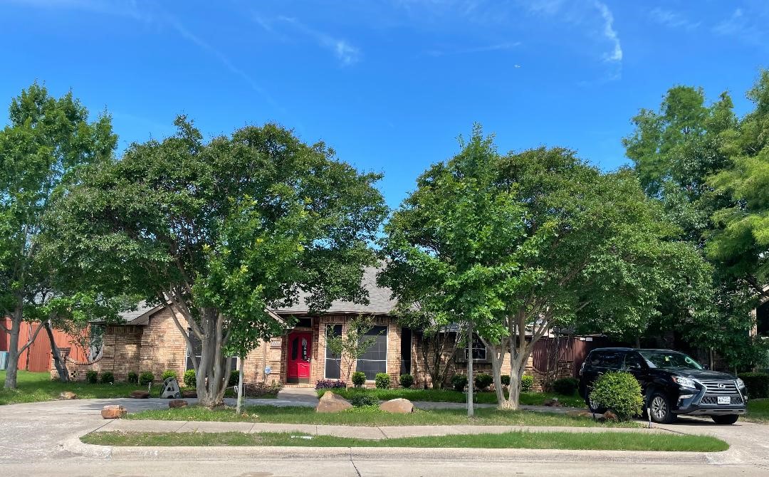 3719 Kelly Boulevard Carrollton TX 75007