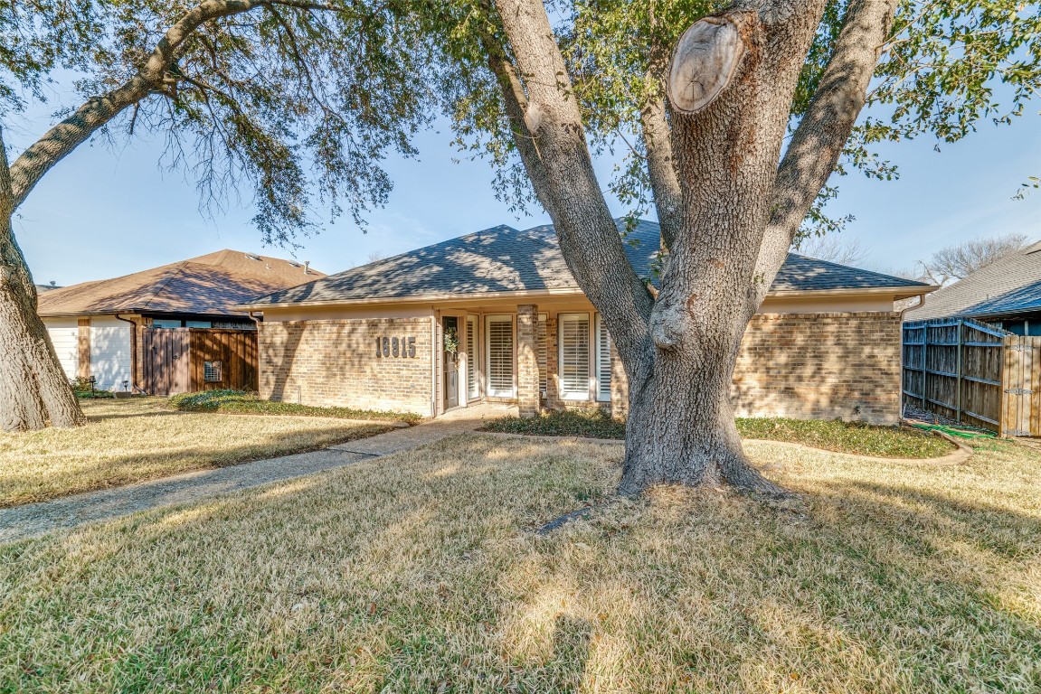 16915 Davenport Court Dallas TX 75248