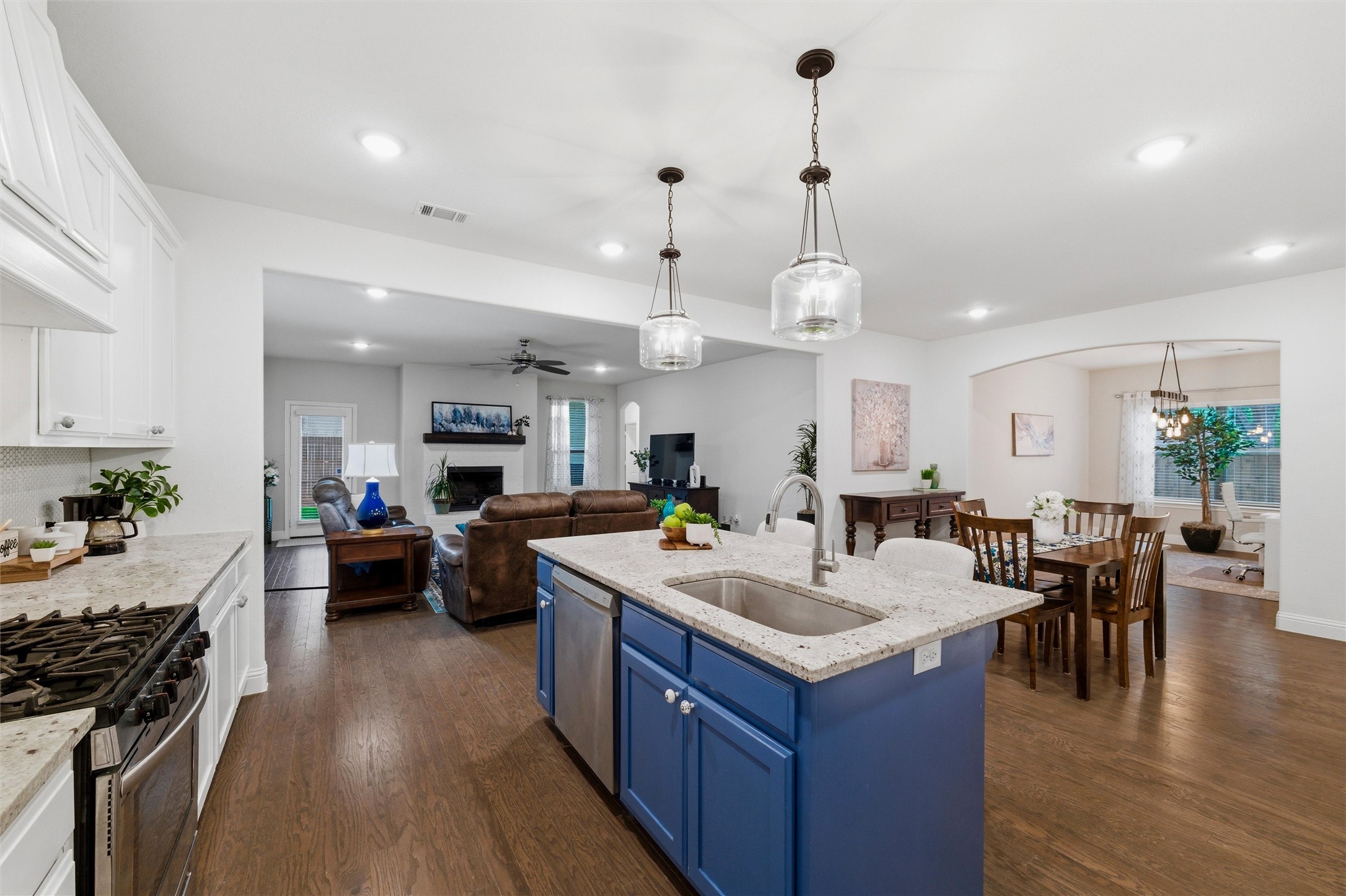 2620 Ryan Avenue Fort Worth TX 76110